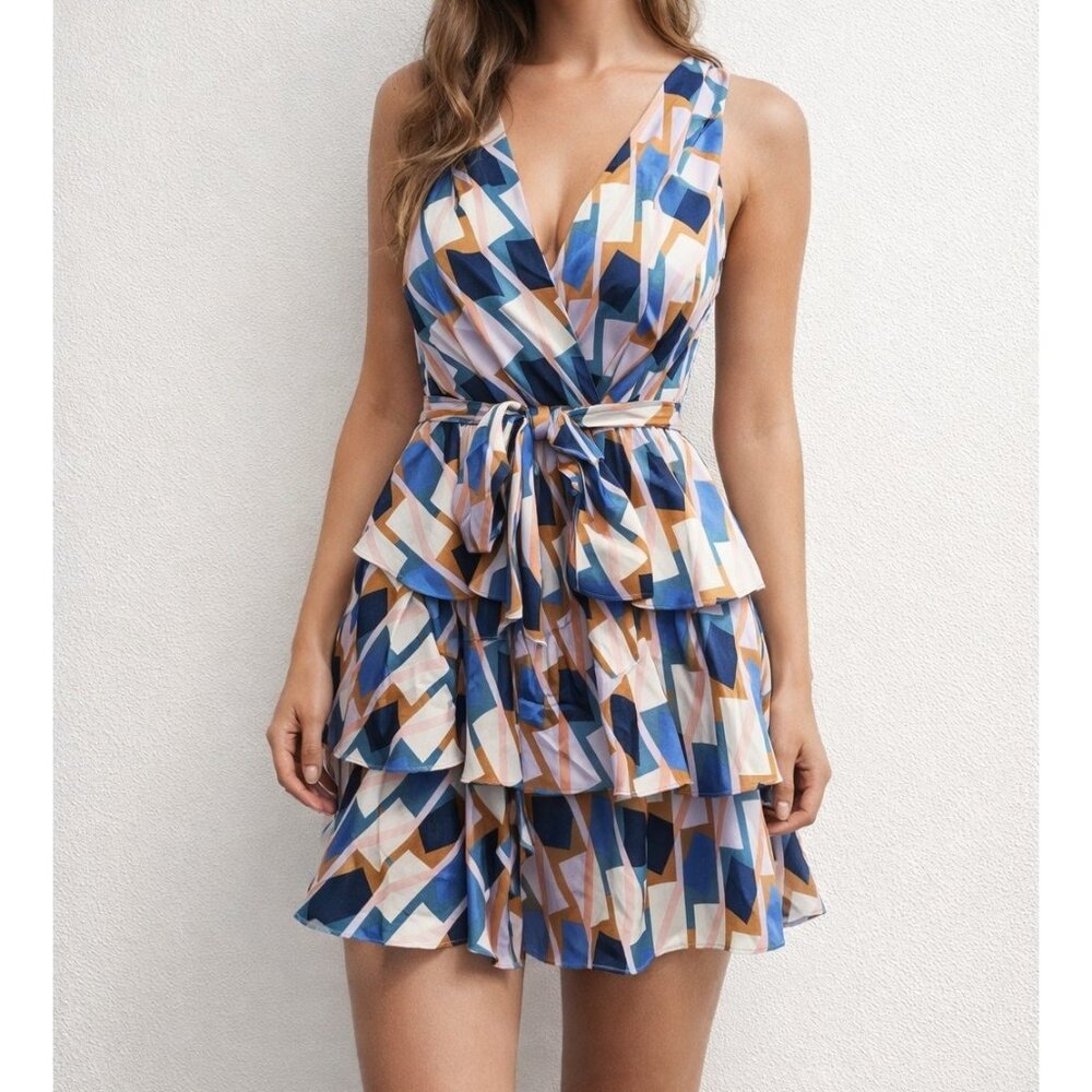 New Edit by Nine - S, M, L Women’s Geometric Mini Dress V-Neck/bk Tiered Ruffle